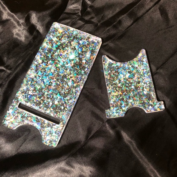 Aurora Rainbow Confetti Phone Stand - Picture 9 of 14